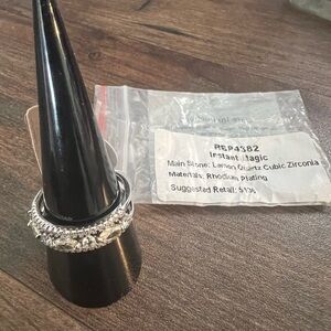 Bomb Party Lemon Quartz with Cubic Zirconia. Stunning and timeless ring. Size 10